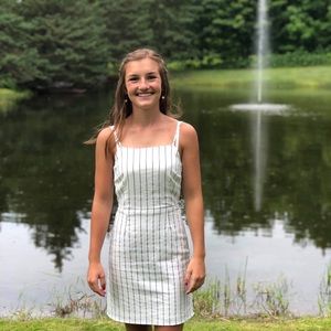 Meet your Posher, Laurie